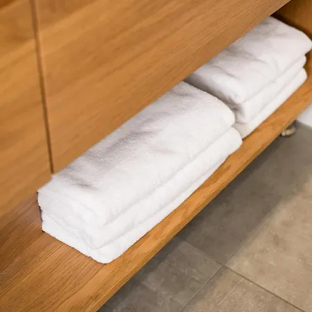 Forest Retreat Nahe Koeln - Private Sauna & Hot Tub * Wermelskirchen