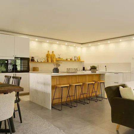 Forest Retreat Nahe Koeln - Private Sauna & Hot Tub Apartament