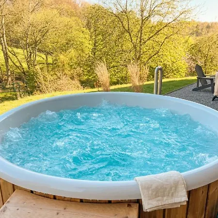 Forest Retreat Nahe Koeln - Privates Badefass, Private Sauna & Wallbox Appartamento Wermelskirchen