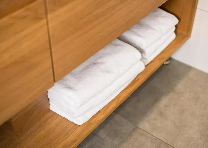 Forest Retreat Nahe Koeln - Private Sauna & Hot Tub * Wermelskirchen