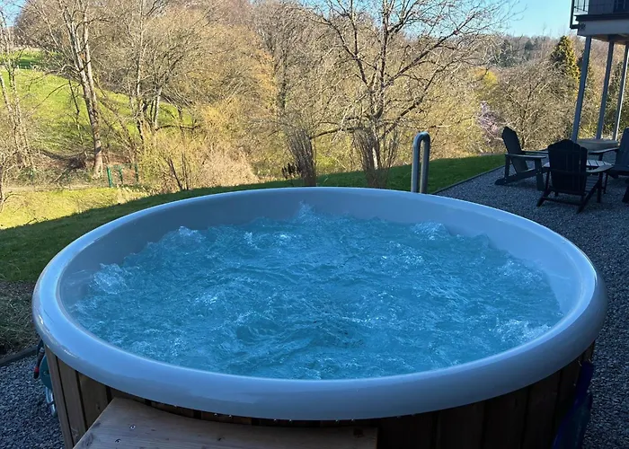 Forest Retreat Nahe Koeln - Private Sauna & Hot Tub * Wermelskirchen